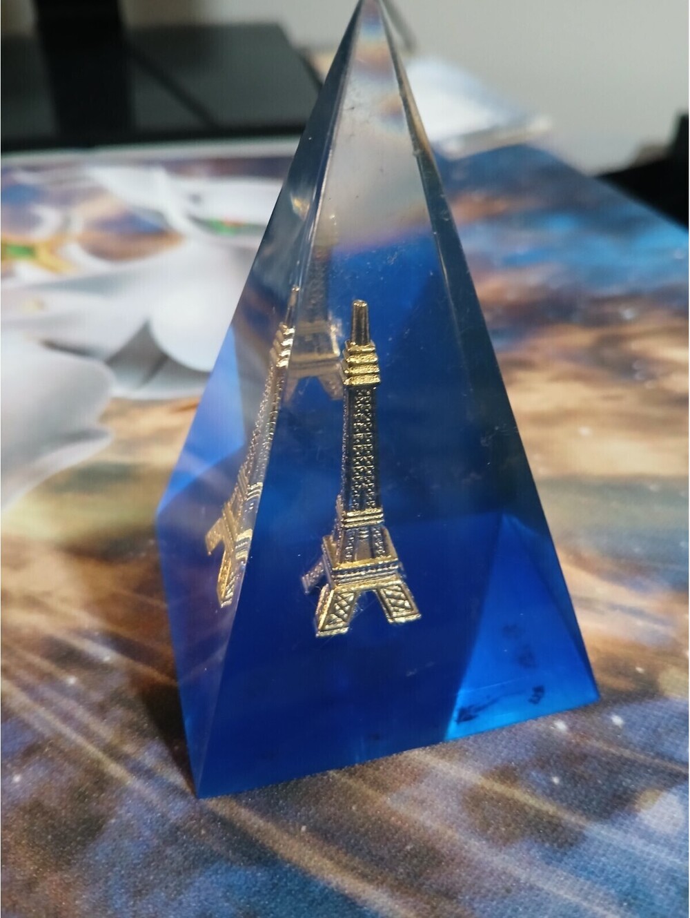 Eiffel Tower Paper Weight